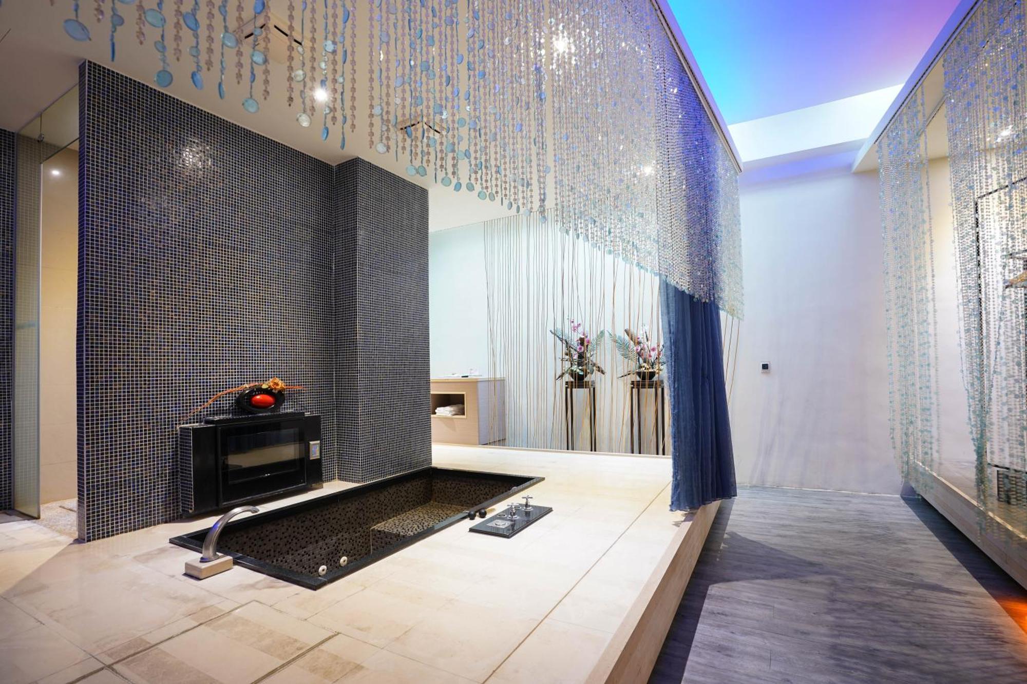 Moonlight Motel Taichung Exterior photo