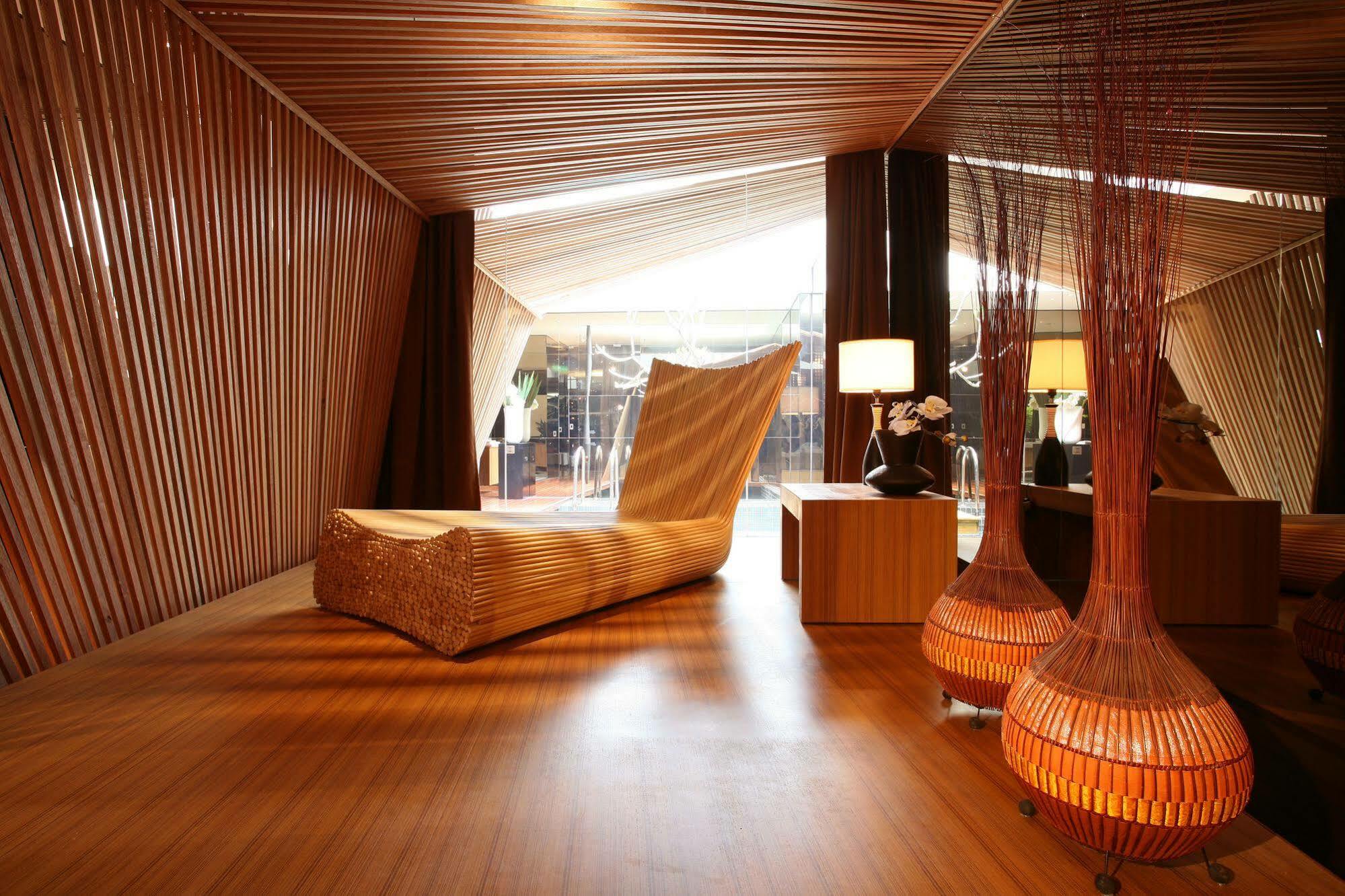 Moonlight Motel Taichung Exterior photo